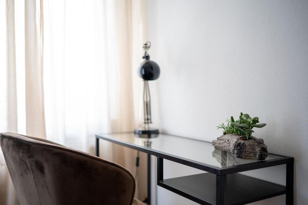 Wohnung Naehe Stadtzentrum Mit Wohnzimmer Und Kueche Кобленц Екстер'єр фото