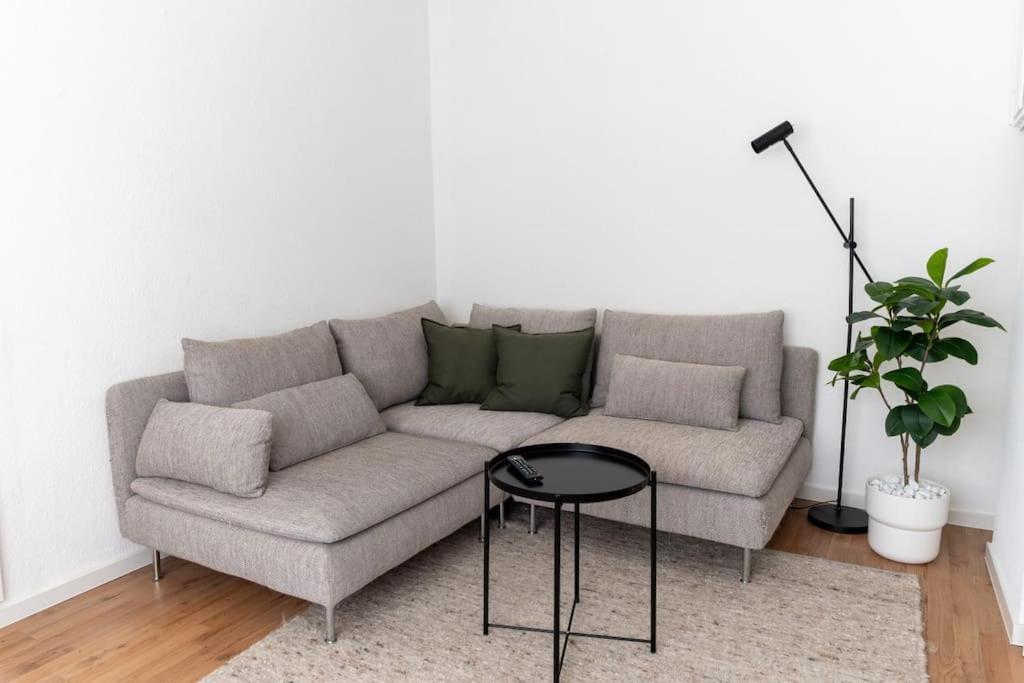 Wohnung Naehe Stadtzentrum Mit Wohnzimmer Und Kueche Кобленц Екстер'єр фото