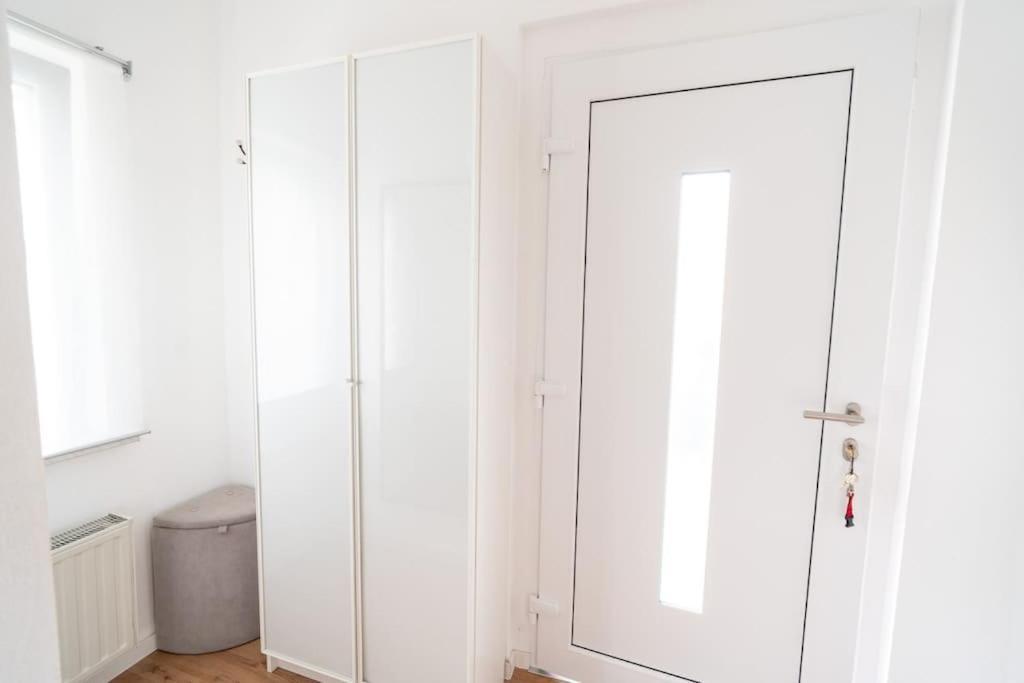 Wohnung Naehe Stadtzentrum Mit Wohnzimmer Und Kueche Кобленц Екстер'єр фото