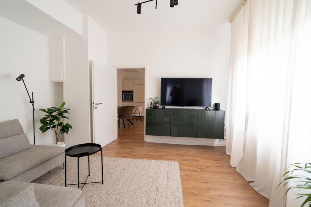 Wohnung Naehe Stadtzentrum Mit Wohnzimmer Und Kueche Кобленц Екстер'єр фото